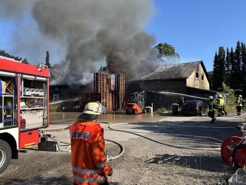 Feuer groß  (F4)